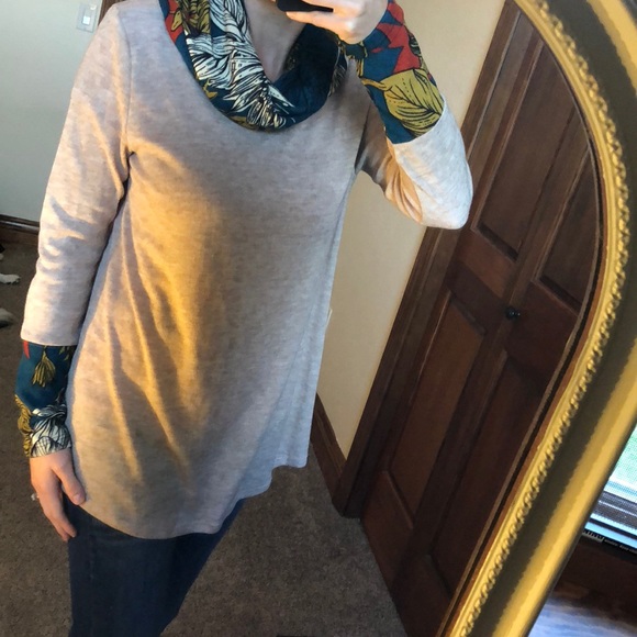 NEW Fall Sweater Cowlneck - Picture 2 of 2